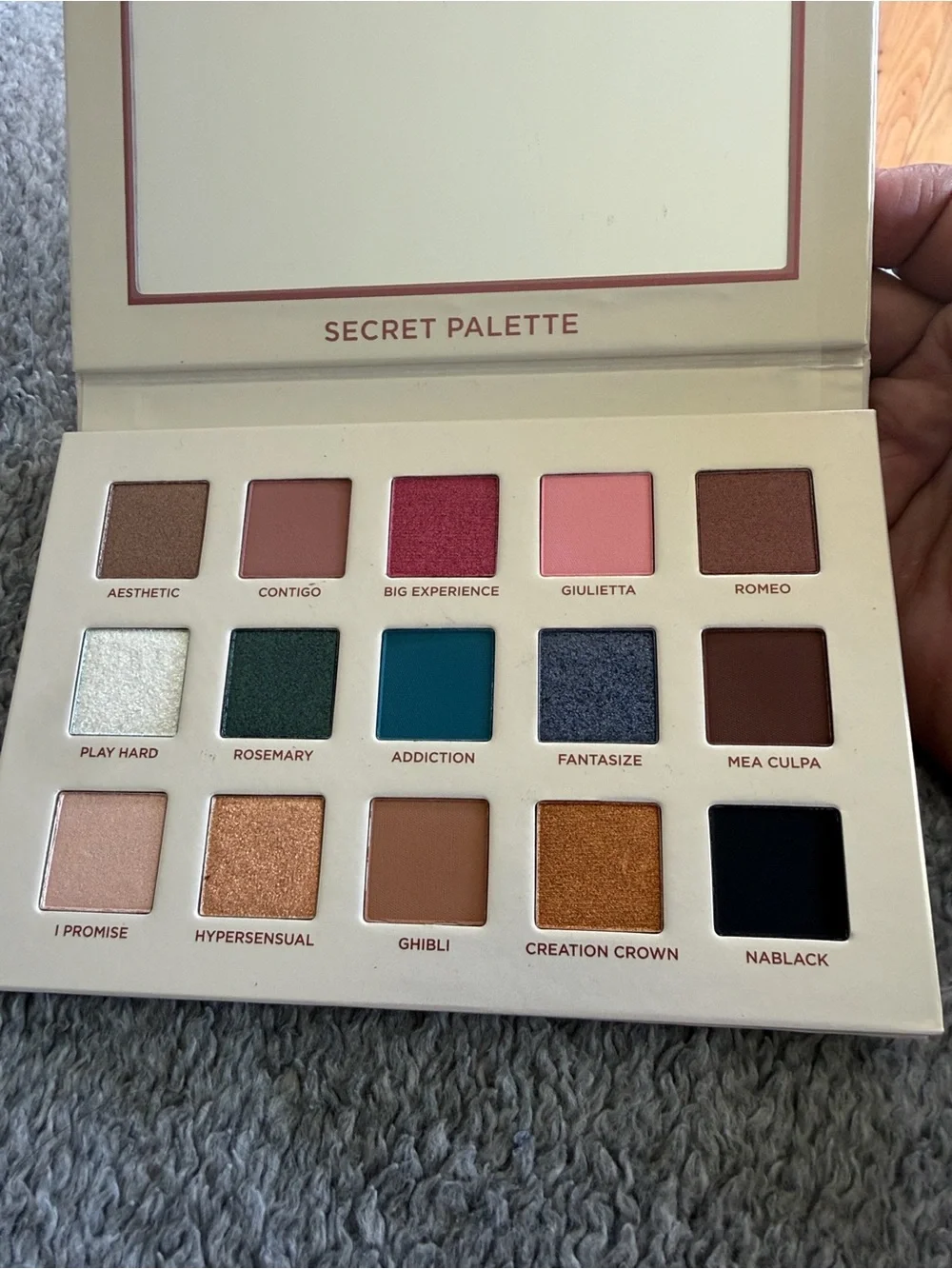 NABLA Secret Palette Eyeshadow - Burgundy Floral